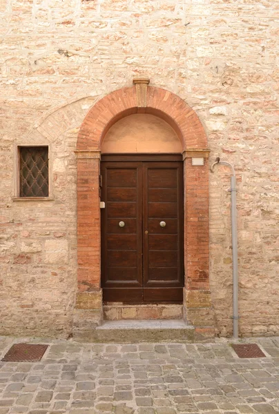 Porta da frente italiana — Fotografia de Stock