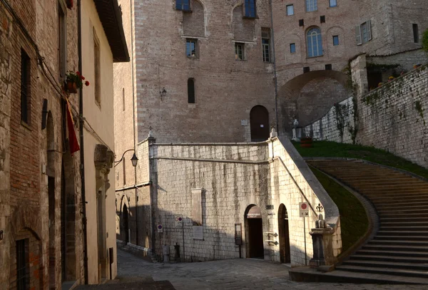 Palazzo dei Consoli Gubbio içinde merdiven — Stok fotoğraf