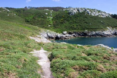 Malpica, İspanya. Punta Nariga, Galiçya 'daki Costa da Morte' de (Ölüm Kıyısı) manzaralı bir buruna sahiptir.