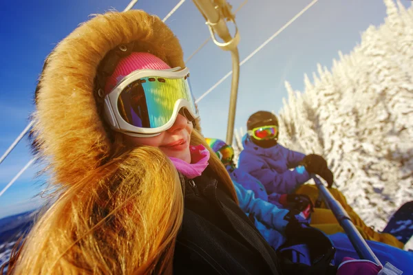 Group cheerful snowboarders — Stock Photo, Image