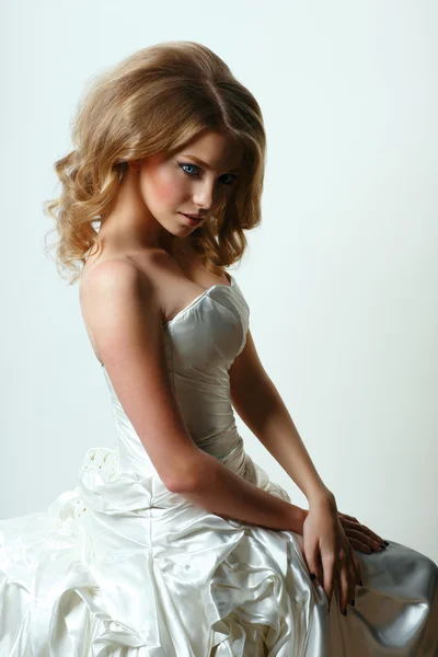 Młoda piękna Seksowna blondynka — Zdjęcie stockowe