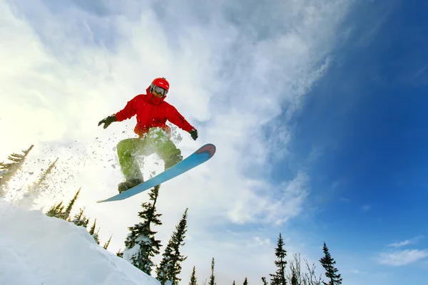 Snowboarder saltando —  Fotos de Stock