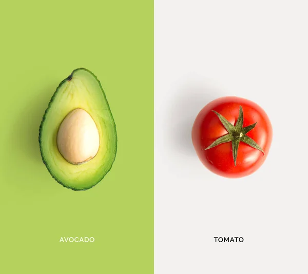 Creatieve Lay Out Van Tomaat Avocado Plat Gelegd Voedselconcept — Stockfoto