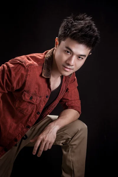 Asiático jovem homem — Fotografia de Stock