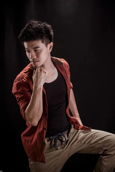 Aziatische jonge man — Stockfoto