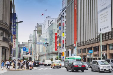Tokyo, Japonya -16 Mayıs 2016 - Ginza dictrict, Tokyo.