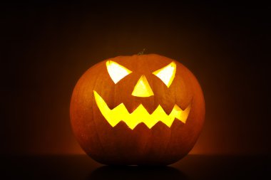 Cadılar Bayramı Balkabağı kafa korkunç yüzü ile nazar jack ürkütücü ve korkunç korku fener