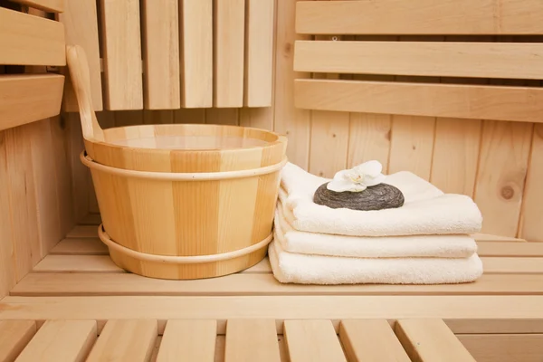 Sauna finlandesa, accesorios de bienestar y spa — Foto de Stock