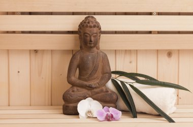 Ayurveda sembolleri gevşeme ve iç güzellik, Buda heykeli Sauna için