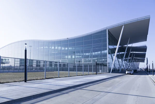 Nowoczesny port lotniczy terminal, przemysłowe architektura — Zdjęcie stockowe