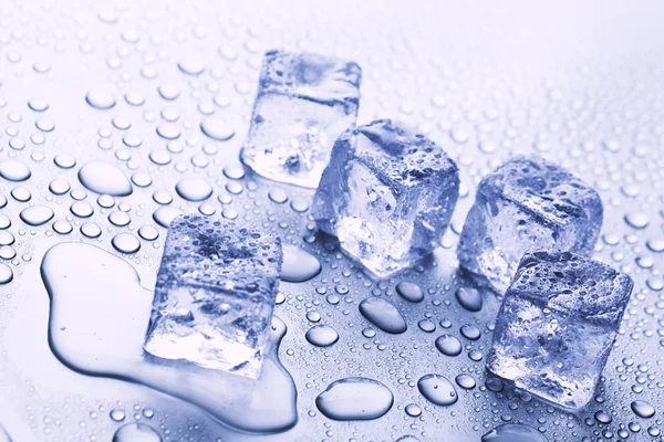 Ice cubes — Stock Photo, Image