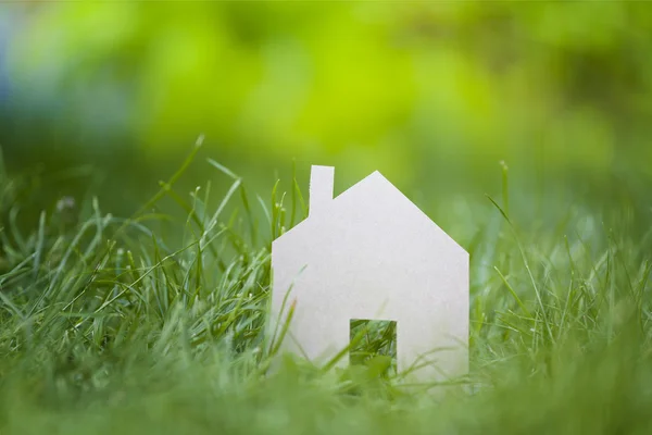Eco friendly house — Stock Photo, Image