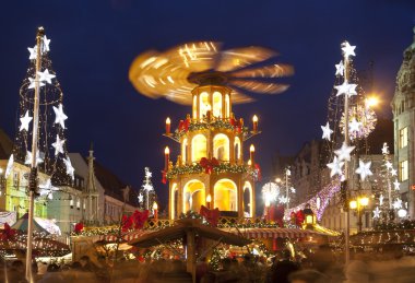 Noel pazarı eski Pazar Meydanı Wroclaw, Polonya