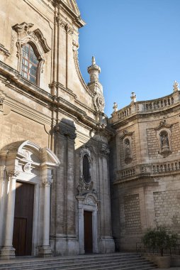 Monopoli, İtalya - 4 Eylül 2020: Monopoli Katedrali