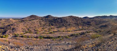 South Mountain Park ve Preserve 'den Phoenix Şehir Merkezi, Pima Canyon Hiking Patikası, Phoenix, Güney Arizona Çölü. Birleşik Devletler.