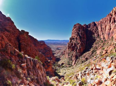 Padre Canyon, Kar Kanyonu Eyalet Parkı, Saddleback Tuacahn Çölü manzara yürüyüşü, Cliffs Ulusal Koruma Alanı Vahşi Doğası, St George, Utah, ABD. ABD.