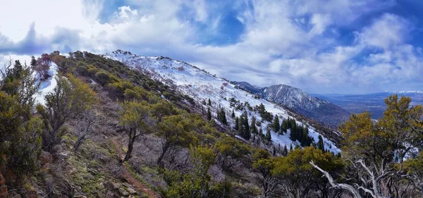 Widok Gór Skalistych Grandeur Peak Szlak Turystyczny Bonneville Linia Brzegowa — Zdjęcie stockowe