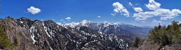 Wasatch Front Mount Olympus Peak Túraútvonal Inspiráló Kilátás Nyílik Tavasszal — Stock Fotó