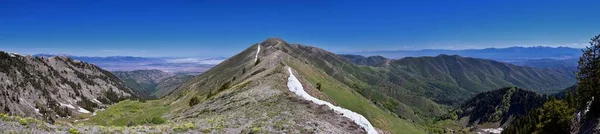 Весной Вершины Лоу Пик Открывается Вид Долину Солт Лейк Сити — стоковое фото