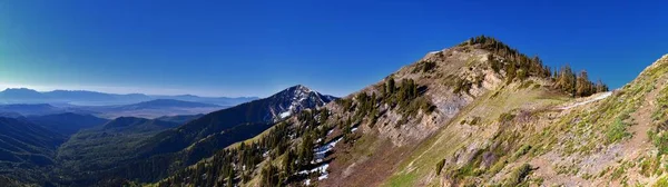 마운틴 Rocky Mountains Lowe Peak 광산에서 유타주 팀파노 고스를 산맥을 — 스톡 사진