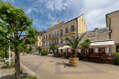 Büyük Çek spa kenti Frantiskovy Lazne 'nin (Franzensbad) - Karlovy Vary Bölgesi (Karlsbad) - Çek Cumhuriyeti' nin batısı - Avrupa
