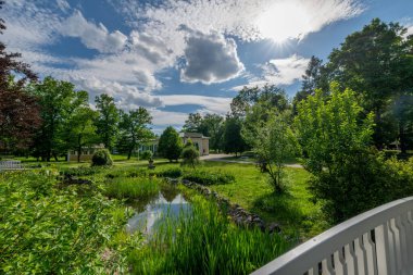 Küçük Çek kenti Frantiskovy Lazne 'deki Spa Parkı (Franzensbad) - Çek Cumhuriyeti, Avrupa