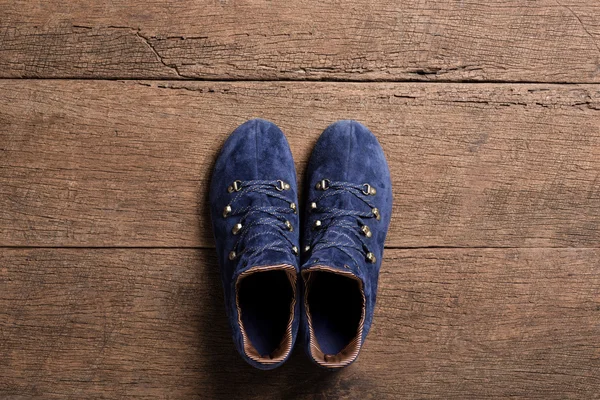 Сині замшеві черевики — стокове фото