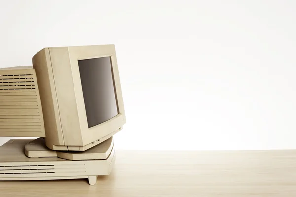 Viejo ordenador personal — Foto de Stock