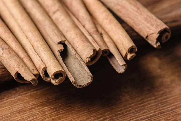 Fragrant cinnamon sticks — Stock Photo, Image