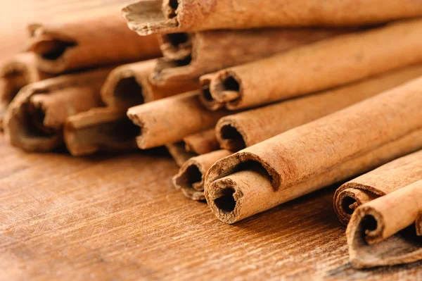 Fragrant cinnamon sticks — Stock Photo, Image