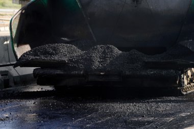 asfalt finişer makine