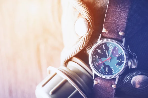 Oude Militaire Veld Stijl Van Polshorloge Met Camouflage Wijzerplaat Lederen — Stockfoto