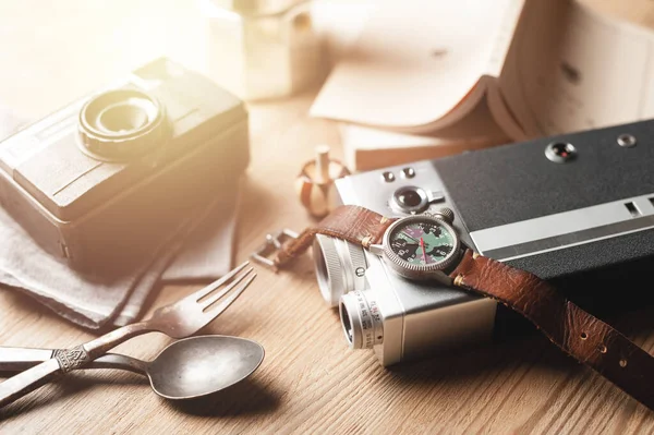 Viejo Estilo Militar Campo Reloj Pulsera Con Esfera Camuflaje Banda —  Fotos de Stock