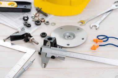 Metal vernier caliper, vernier caliper doğrusal boyutları ölçmek için kullanılan bir ölçüm aletidir..