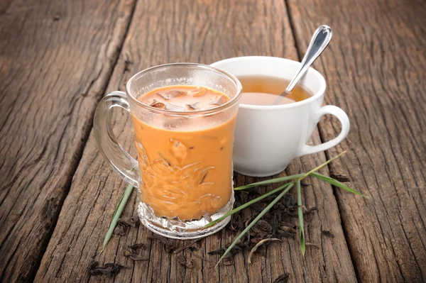 Iced milk tea — Stock Photo, Image