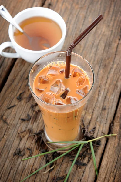 Iced milk tea — Stock Photo, Image