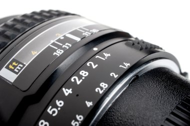 Lens