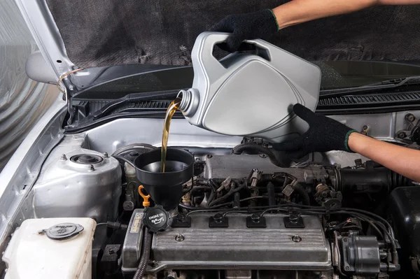 motor yağ kapak