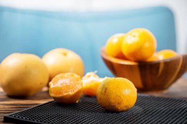 Taze taze Tayland portakalları. Sai Nam Phueng portakallı meyve.