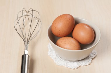 Yumurtalar mutfakta.