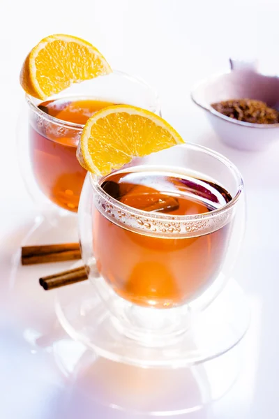Two glasses of tea — Stock Photo, Image