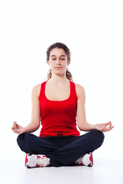 Mujer Joven Haciendo Poco Yoga Después Del Ejercicio Aislado Blanco — Foto de Stock