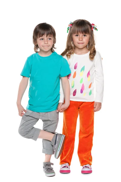 Portret van twee mode kinderen — Stockfoto