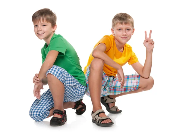 Dois meninos jovens — Fotografia de Stock