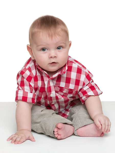 Niedlicher kleiner Junge — Stockfoto