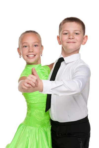 Menino e menina estão dançando — Fotografia de Stock