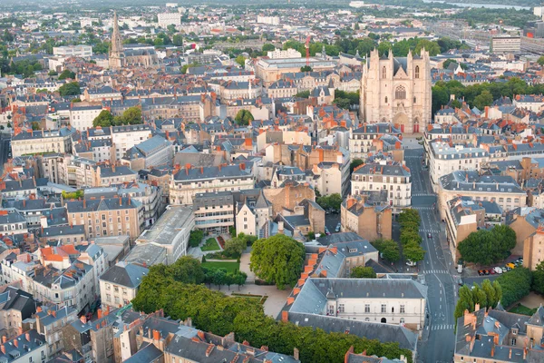 Widok z Nantes w letni dzień — Zdjęcie stockowe