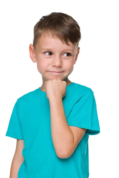 Lachende kleine jongen in een blauw shirt — Stockfoto