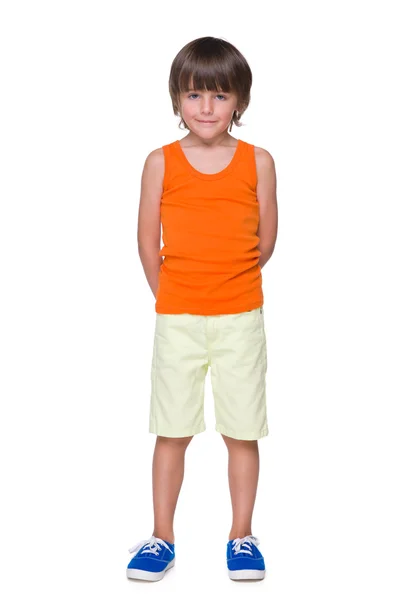 Kleine jongen in het oranje vest — Stockfoto