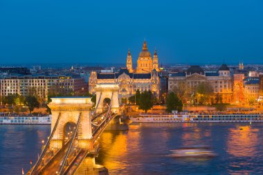 Budapeşte 'deki Zincir Köprüsü